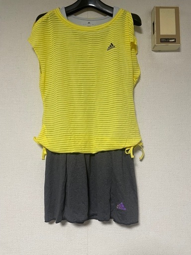 アディダス　テニスウェアセット　女子Ｍサイズ