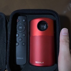NEBULA 初代のハンディープロジェクター