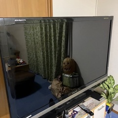 ジャンクSHARP65型テレビ