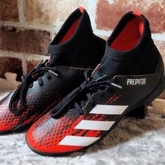 アディダス、サッカー、トレ－ニングシューズ、プレデタ－、24.5cm.