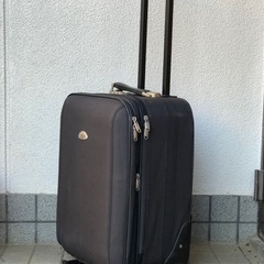 スーツケースの画像