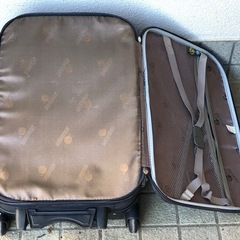 スーツケースの画像