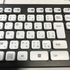 ロジクール有線キーボード美品の画像