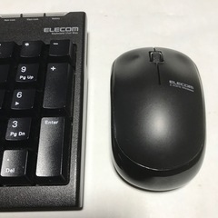 無線キーボードマウス付き美品の画像
