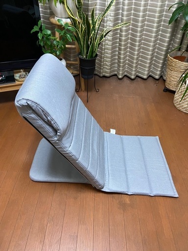 ベッドの上でも使える座椅子