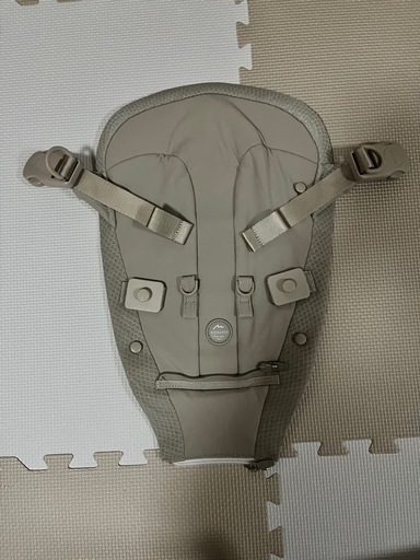 【近隣配達可】【箱付き】AIRBUGGY BABY CARRIER エアバギーベビーキャリア（抱っこ紐）