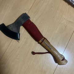 取引中　手斧