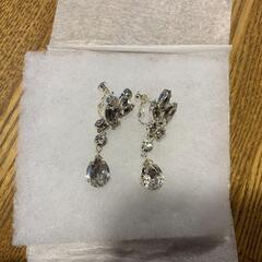 ANAN アナン　ウェディングヘアアクセサリー＆イヤリング セットの画像