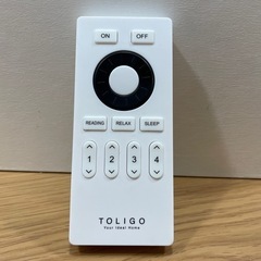 TOLIGO 3個×調光調色スマートLED電球（E26口金）+専用リモコン　スマホでも操作可能
