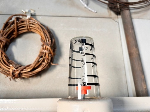 サンダイヤ　オイルタンク　198L  屋内使用でしたので美品です。