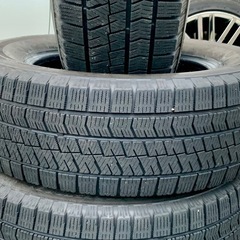 ブリヂストン スタッドレス　BLIZZAK VRX2 205/65R15／4本の画像