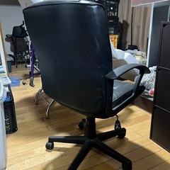 ゲーミングチェア オフィスチェア PC椅子の画像