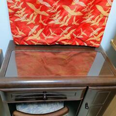 ♥美品 大塚家具 ドレッサー 背もたれイス 鏡台 チェア 高級 ロック引出 電源 ♥美品 大塚家具 ドレッサー 背もたれイス 鏡台 チェア 高級 ロック