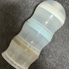 5点以上引き取り限定‼️ DAISO 粉ミルクストッカー の画像