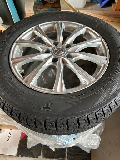 225/65R17 スタッドレスタイヤホイールセット
