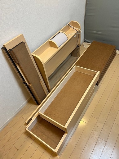 ベットフレーム(シングル)コンセント\u0026ライト付き