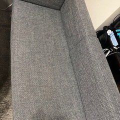 【11月末まで/処分間近】IKEA ハルヴダン 2人掛けソファの画像