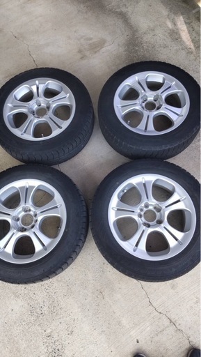 215/60R17 Winter TRANPATH TOYO TIRES スタッドレスタイヤ ホイール 4本セット！エスティマ　アルファード等