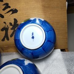 新品 有田焼 泉峰窯 急須 湯呑み 5客セット つる付 木箱付 食器 茶器セット 煎茶道具 茶器 急須 湯呑 土瓶 コップ 花柄の画像