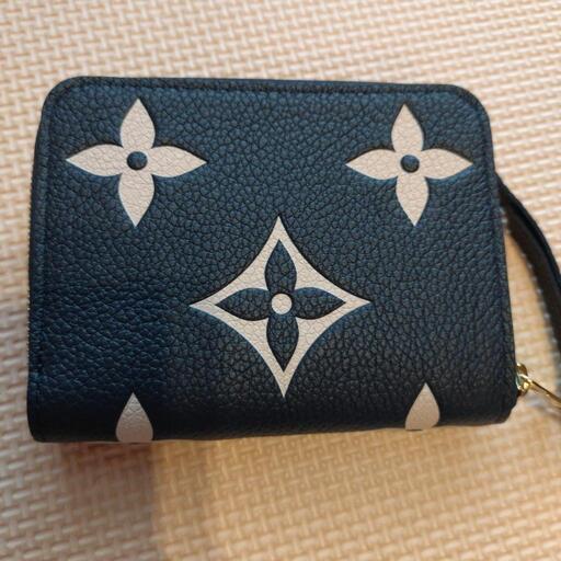 ルイヴィトン小銭入れ
