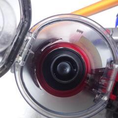 ダイソン　掃除機　SV10　コードレスクリーナー 予備バッテリー付の画像