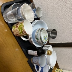 本日午前中 食器類の画像