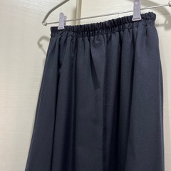 新品未使用　ネイビー　スカートの画像
