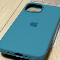 Apple iPhone 14 シリコンケース グリーン