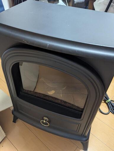 暖炉型　電気ファンヒーター