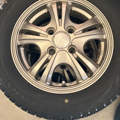 155/65r13 ブリジストスタッドレス　 ４本セット