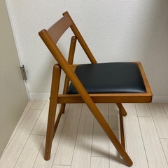 折り畳み椅子
