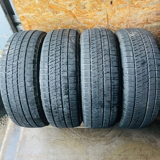 バリ山　BRIDGESTONE ブリヂスト　ブリジストン　VRX2 205/60R16 スタッドレス　タイヤ　2022年製　16インチ