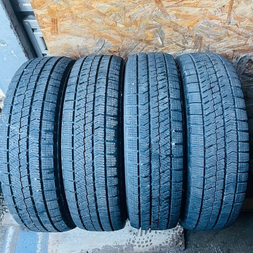 バリ山　BRIDGESTONE ブリヂストン　ブリジストン　VRX2 165/70R14 スタッドレス　タイヤ　2020年製　14インチ