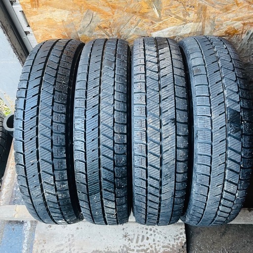 極上タイヤ　イボ付き　BRIDGESTONE ブリヂストン　ブリジストン　VRX3 145/80R13 スタッドレス　タイヤ　2021年製　13インチ