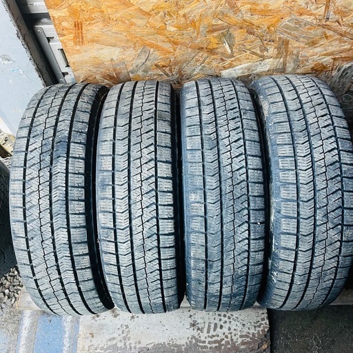 バリ山　BRIDGESTONE ブリヂストン　ブリジストン　VRX2 165/65R14 スタッドレス　タイヤ　2021年製　14イン
