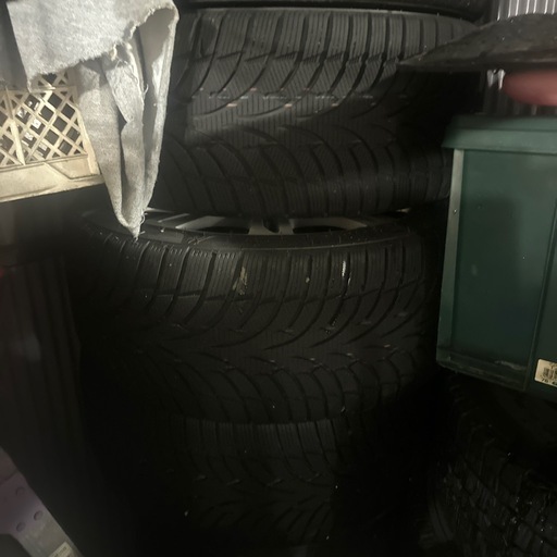 アウディa720インチスタッドレス