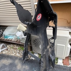 マジェスティ250 sg03jステップパネル‼️下げます‼️‼️の画像
