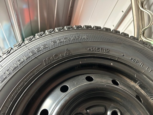 ダンロップスタッドレス145r12 ６ＰＲ