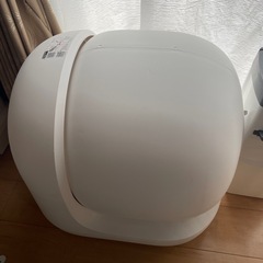 猫用自動トイレの画像