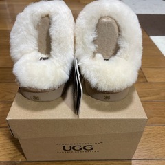 週末限定値下げ、アグーサンダル UGGの画像
