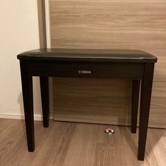 ピアノの椅子