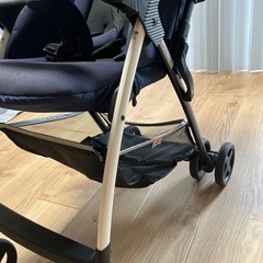 JOIEベビーカー
の画像