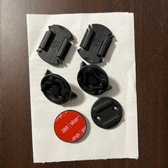 【売ります】SPコネクト製ユニバーサルマウント 旧タイプ 他アタッチメント付きの画像