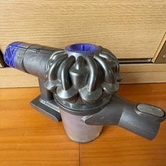 ダイソン　掃除機　本体のみ　ジャンク