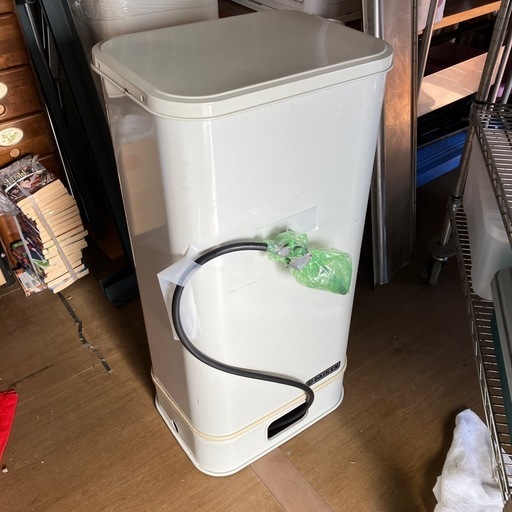 決まりました　灯油タンク　90リットル