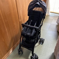 アップリカ マジカルエアークッション ブラックB型ベビーカー