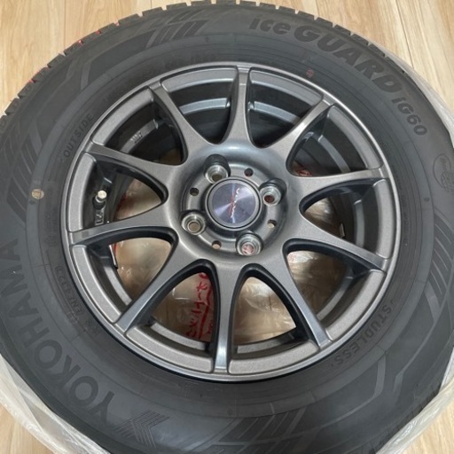 ヨコハマタイヤ　スタットレス　スタッドレスタイヤ　車のパーツ タイヤ、ホイール