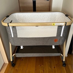 売】HZDMJ 可動式ベビーベッド