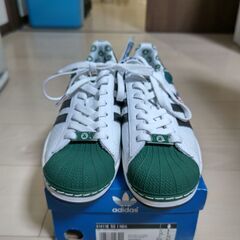 adidas スニーカー スーパースターの中古が安い!激安で譲ります adidas スニーカー スーパースターの中古が安い!激安で譲ります
