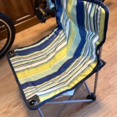 アウトドアチェア　キャンプ椅子　軽量折りたたみ椅子の画像